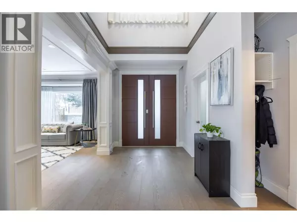 Burnaby, BC V5J2Z9,6138 CARSON STREET