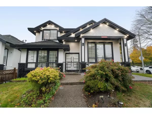 12599 62B AVENUE, Surrey, BC V3X3M9