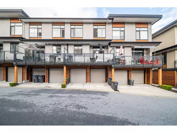 16488 64 AVE #220, Surrey, BC V3S6X6