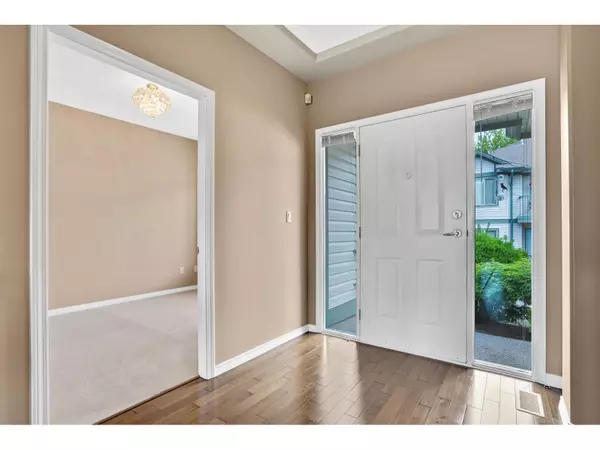 Abbotsford, BC V2T6V7,31517 SPUR #37