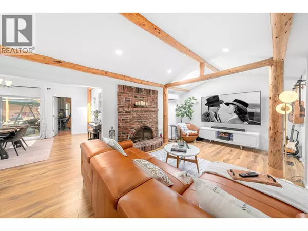 North Vancouver, BC V7H1L7,2540 BOSWELL AVENUE