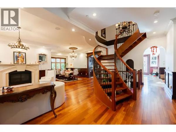 Vancouver, BC V6N2P5,2502 W 36TH AVENUE