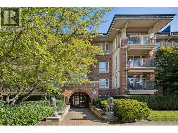 5115 GARDEN CITY RD #1215, Richmond, BC V6X4H6