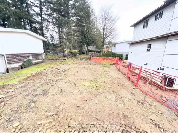 Abbotsford, BC V2S8N1,2862 CAMELLIA COURT