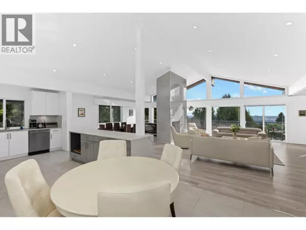 West Vancouver, BC V7S2S2,1257 CHARTWELL PLACE