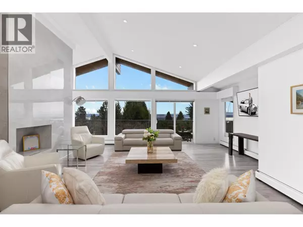 West Vancouver, BC V7S2S2,1257 CHARTWELL PLACE