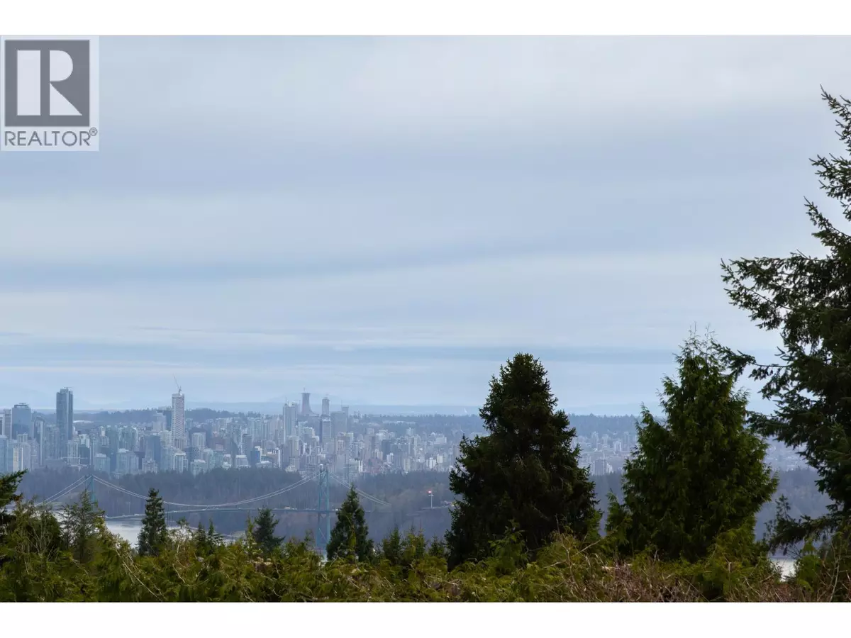 West Vancouver, BC V7S2S2,1257 CHARTWELL PLACE