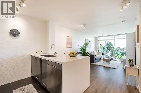 Vancouver, BC V5S4V3,2733 CHANDLERY PL #705