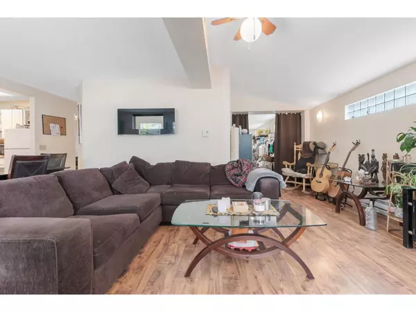 Delta, BC V4C7N5,11253 GLENBROOK PLACE