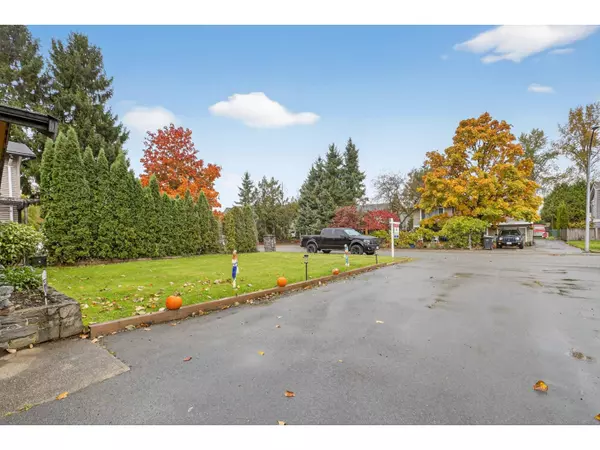 Langley, BC V4W3G1,26500 32A AVENUE