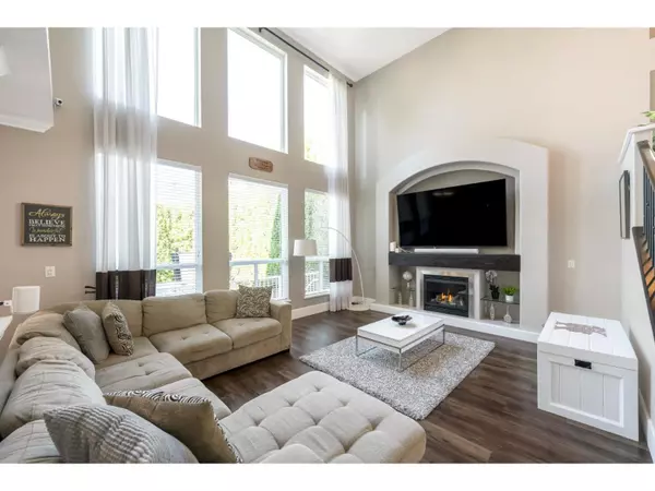 Langley, BC V2Y0A5,8343 209A STREET