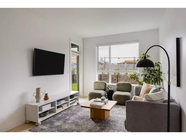 Abbotsford, BC V2T0A5,30494 CARDINAL #110