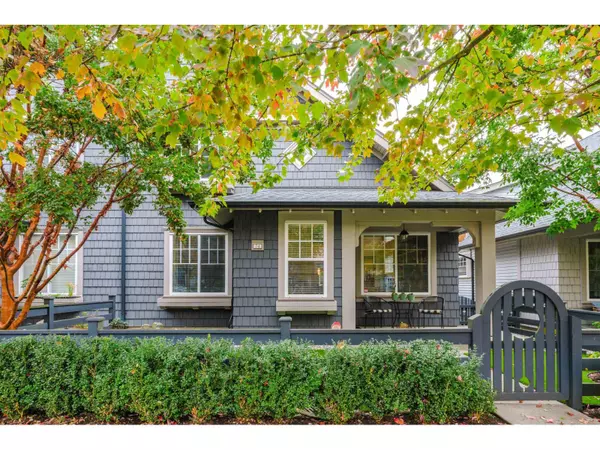 Surrey, BC V3S2X4,6450 187 #74