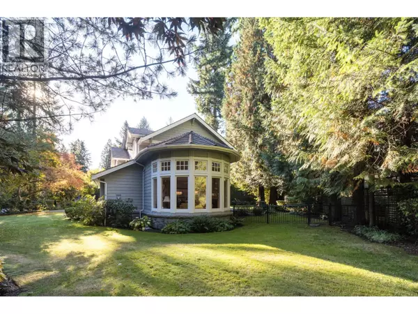 West Vancouver, BC V7T1P3,448 GORDON AVENUE