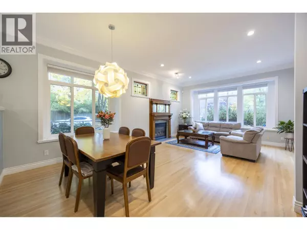 Vancouver, BC V6R2X7,4203 W 14TH AVENUE