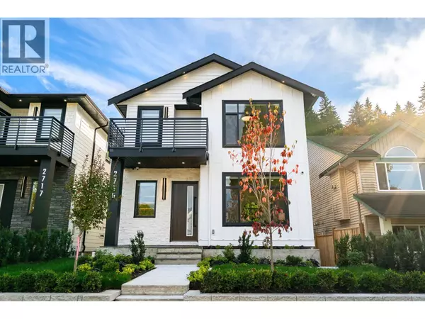2715 HENRY STREET, Port Moody, BC V3H2J8