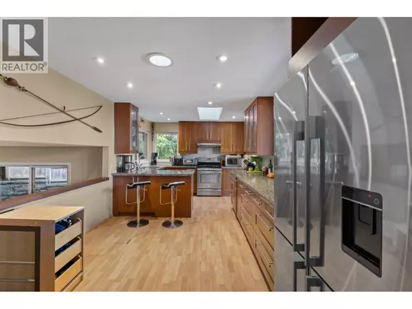 Port Moody, BC V3H3Y9,311 APRIL ROAD