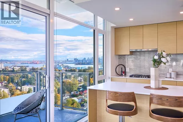 West Vancouver, BC V7P0E4,200 KLAHANIE CT #2002