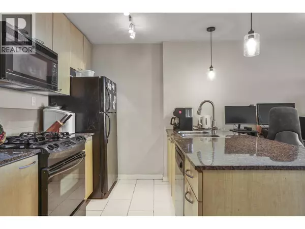 Burnaby, BC V5E4N7,7178 COLLIER ST #2001