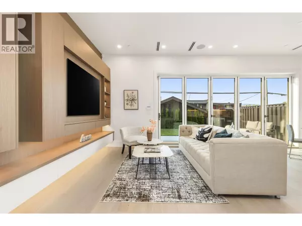 Vancouver, BC V5T2A9,847 East 10TH AVE #2