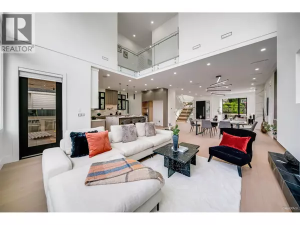 Coquitlam, BC V3J2Z3,819 CORNELL AVENUE