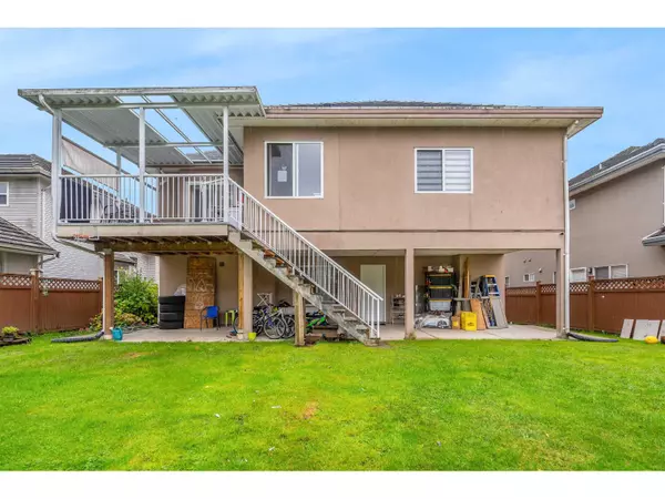 Surrey, BC V3S2A4,15089 66A AVENUE