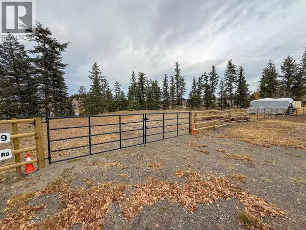 100 Mile House, BC V0K2E0,5439 SCUFFI ROAD