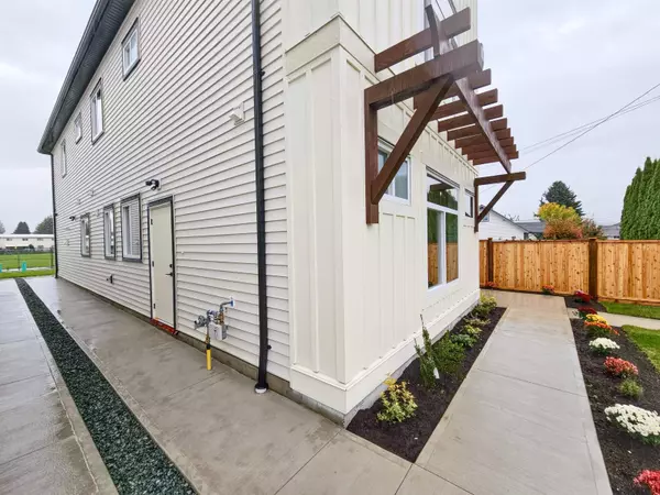 Chilliwack, BC V2P2J5,46347 MAPLE AVENUE|Chilliwack Proper East