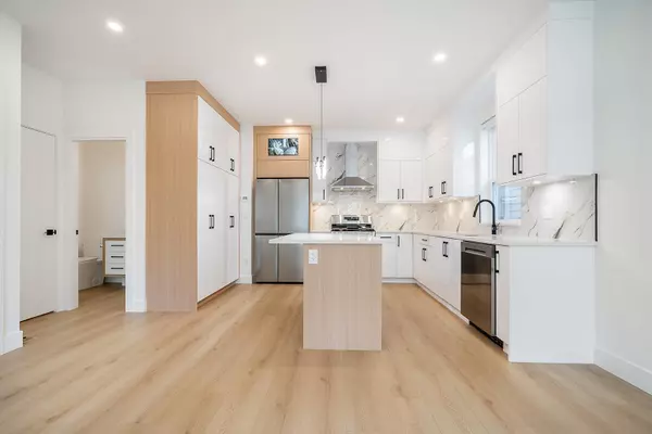 16693 16 AVE #102, Surrey, BC V3S9X7