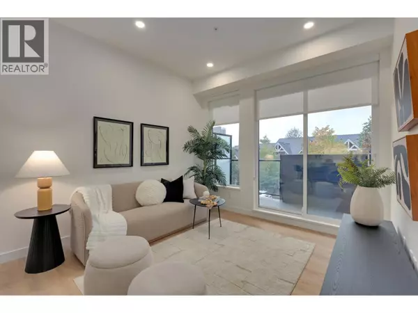 Coquitlam, BC V3K0K1,600 ROCHESTER AVE #305