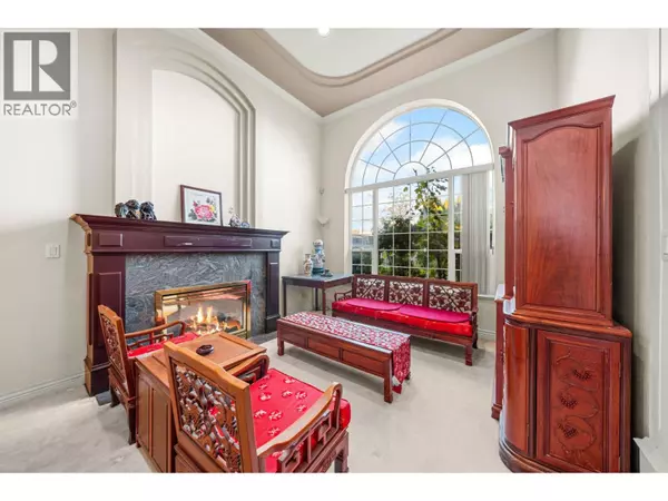 Richmond, BC V7E6N9,11851 RAILWAY AVENUE