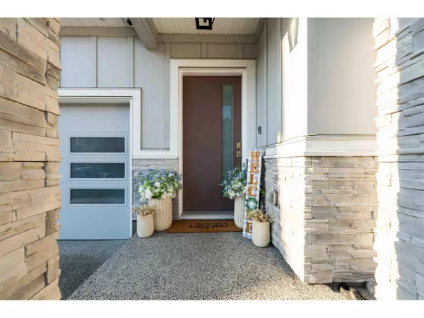 Surrey, BC V3X0K5,14239 61B AVENUE