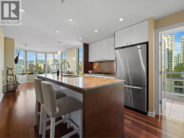 Vancouver, BC V6E3W2,1005 BEACH AVE #1206