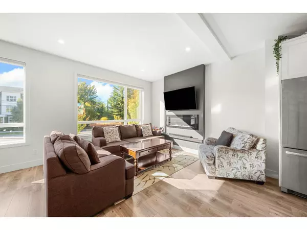 Abbotsford, BC V4X1M3,27640 LANTERN #5