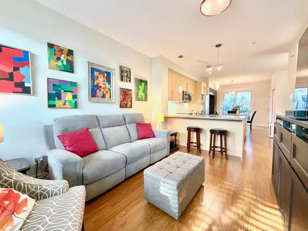 Langley, BC V2Y0J7,8250 209B ST #61