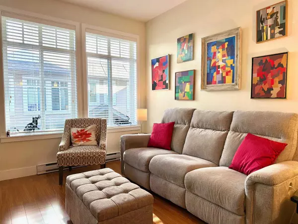 Langley, BC V2Y0J7,8250 209B ST #61