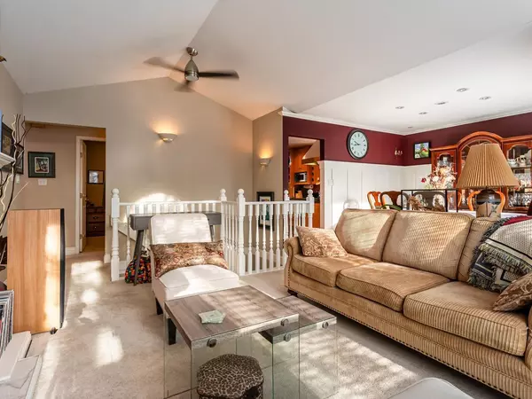 Abbotsford, BC V2T4W4,2815 WESTSIDE PLACE