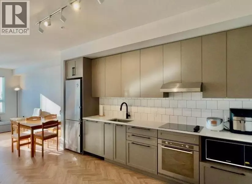 9228 SLOPES Mews #309, Burnaby, BC V5A0E9