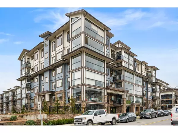 20325 85 AVE #213, Langley, BC V2Y2C2