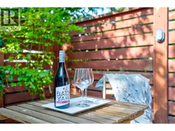 1626 ST. ANDREWS AVENUE, North Vancouver, BC V7L3L6