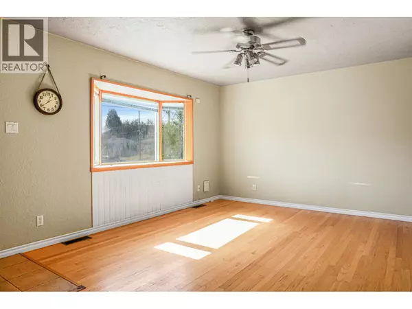 Kitimat, BC V8C1H9,21 WHITE STREET