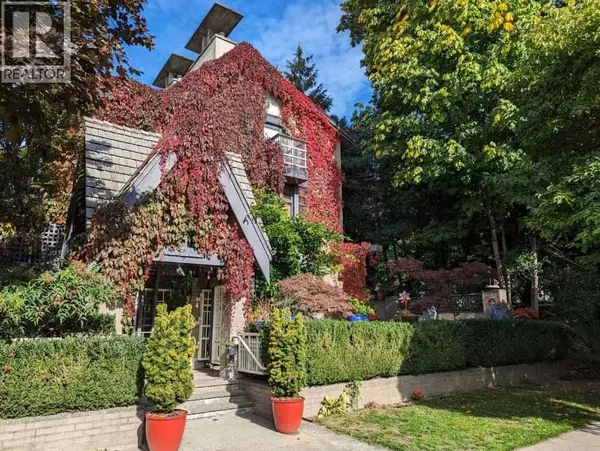 328 E 2ND ST #2, North Vancouver, BC V7L1C7