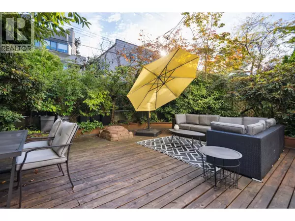 Vancouver, BC V6J2A1,1696 West 10TH AVE #101