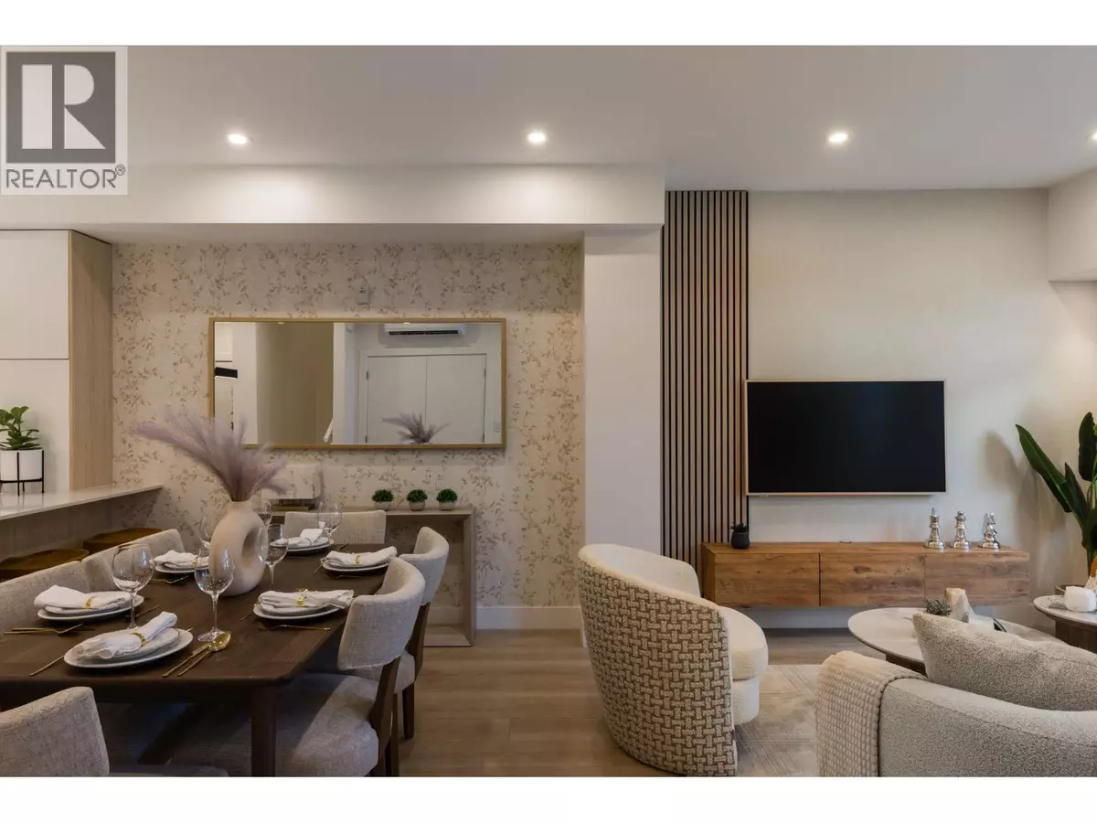 North Vancouver, BC V7J2K8,342 MOUNTAIN HWY #102