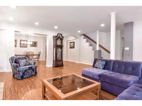 Langley, BC V1M1B8,20485 93A AVENUE