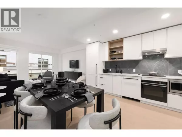 422 East 3RD ST #365, North Vancouver, BC V7L0K1