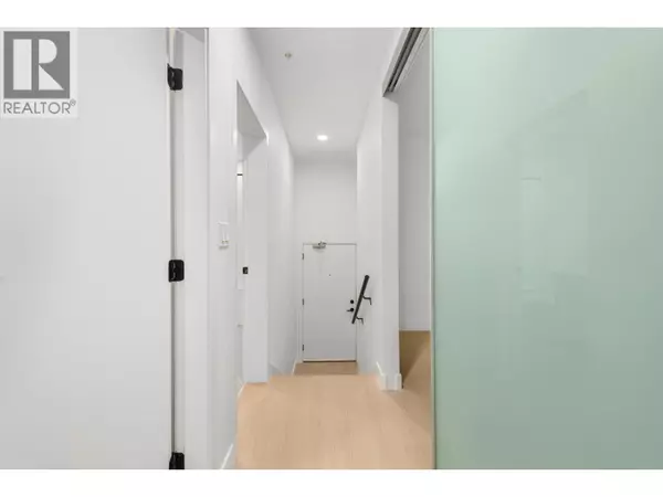 North Vancouver, BC V7L0K1,422 East 3RD ST #117