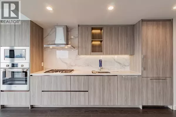 Burnaby, BC V5C0N1,4880 LOUGHEED HWY #2409