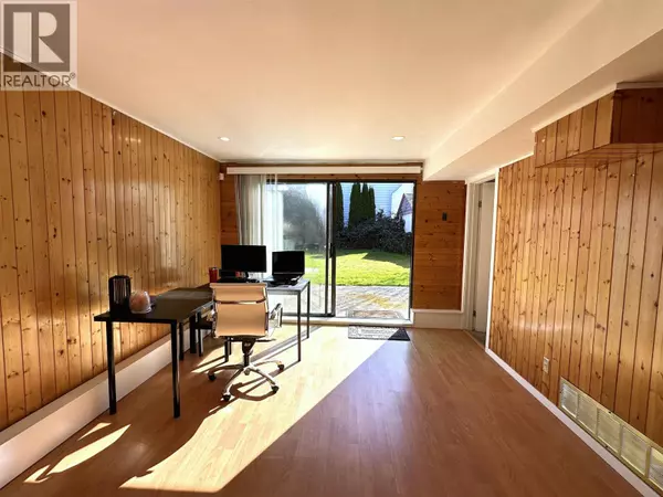 Richmond, BC V7A2C7,9511 PINEWELL CRESCENT