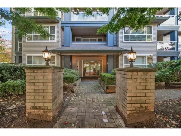 8115 121A #210, Surrey, BC V3W1J2